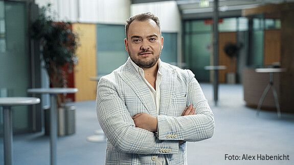 Amtsangemessene Alimentation: Bundesinnenministerium legt Gesetzesentwurf vor Das Foto zeigt Matthäus Fandrejewski, Chef der dbb jugend